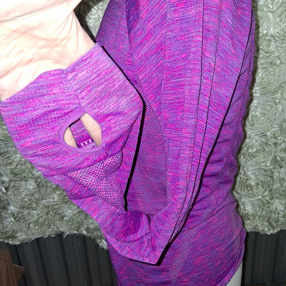 Vibrant Pink Long Sleeve V-Neck Top - Picture 4 of 6